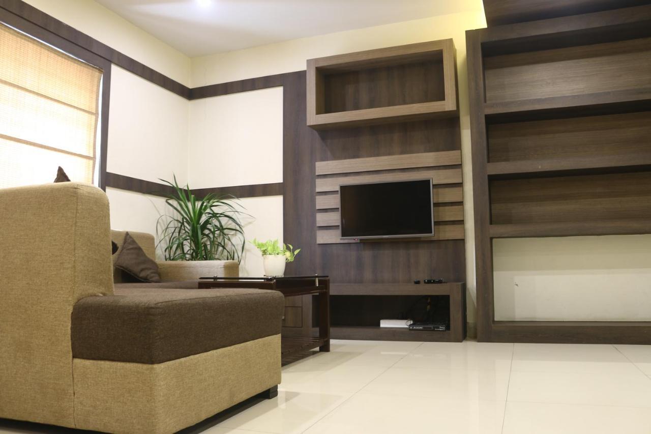 The Rubis Hotel Kottakkal Bagian luar foto