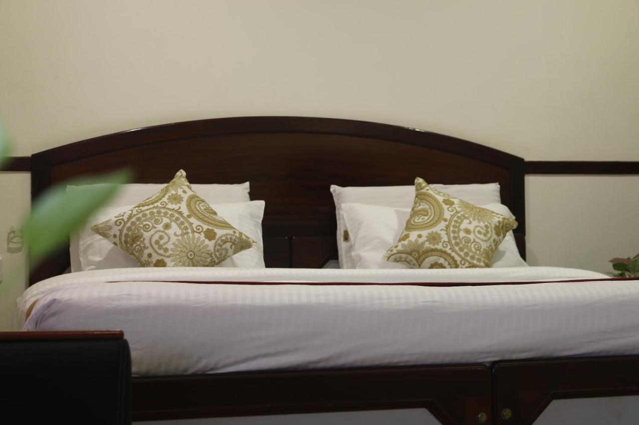 The Rubis Hotel Kottakkal Bagian luar foto