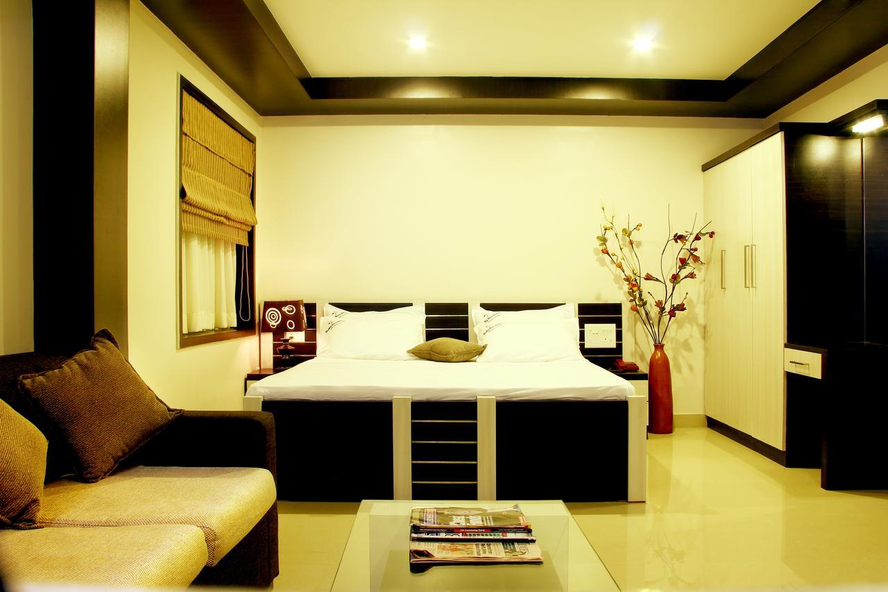 The Rubis Hotel Kottakkal Bagian luar foto