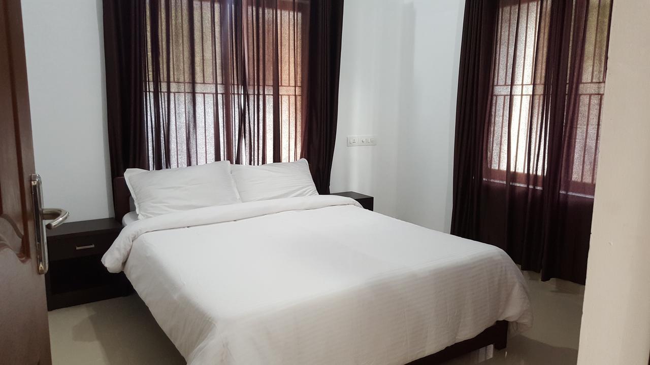 The Rubis Hotel Kottakkal Bagian luar foto