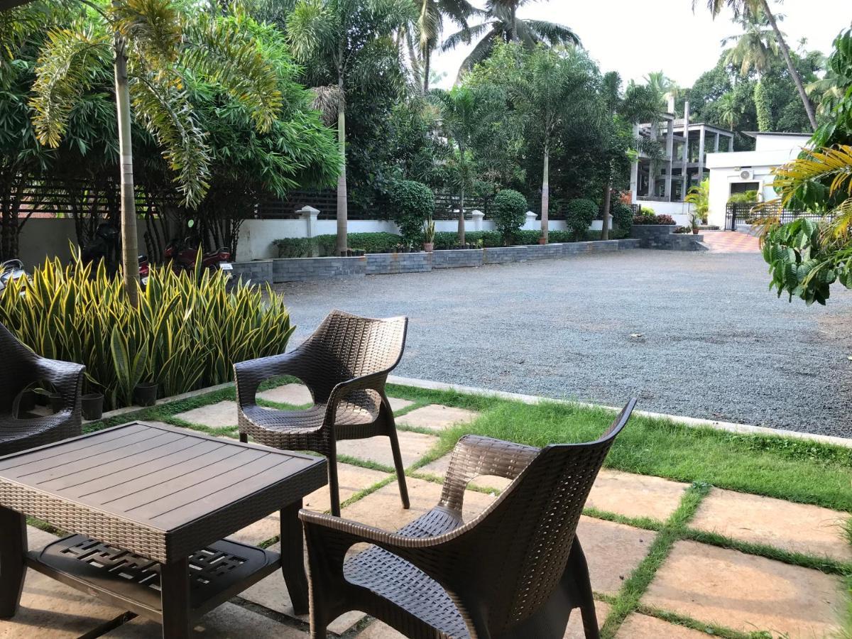 The Rubis Hotel Kottakkal Bagian luar foto